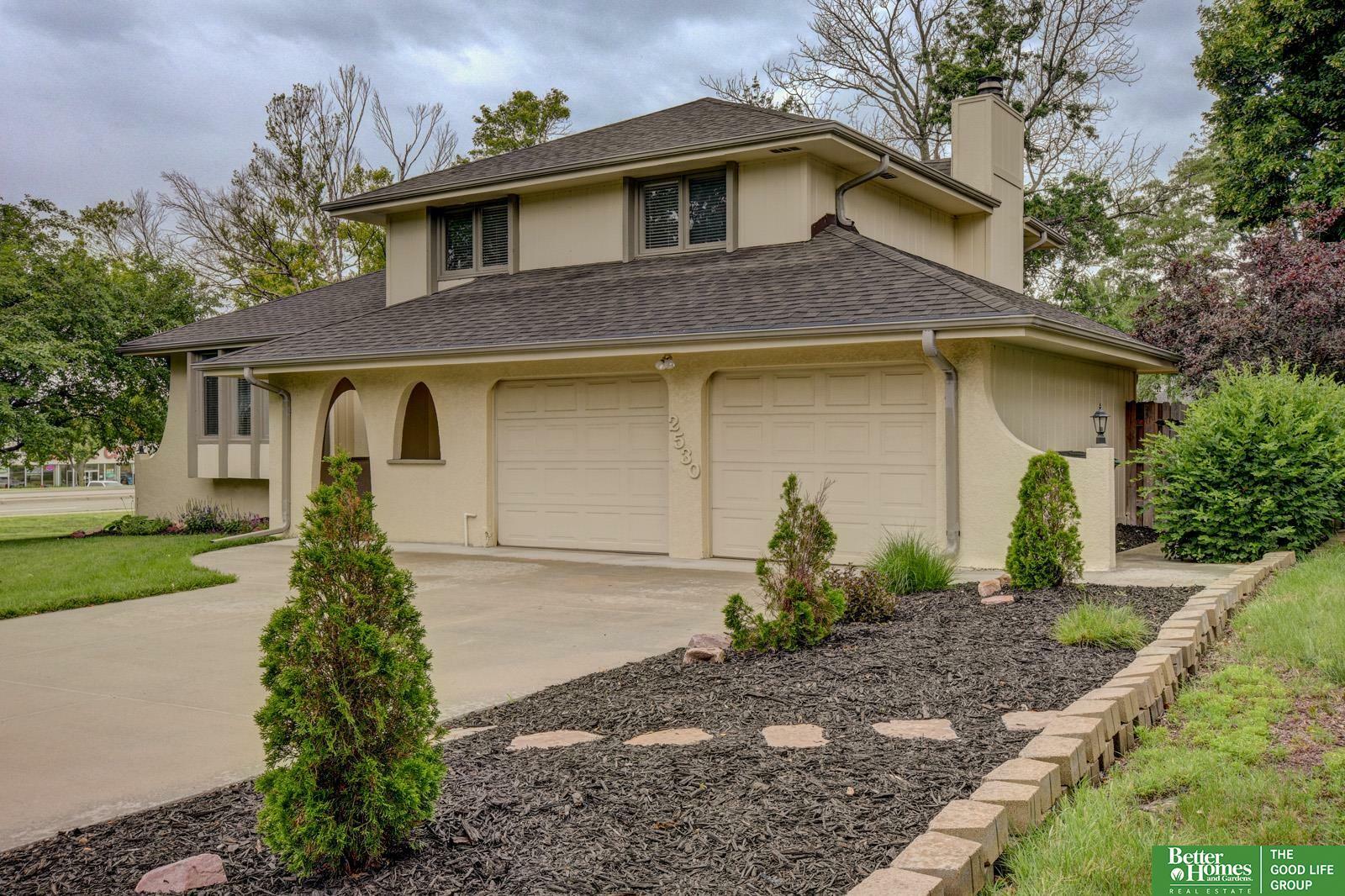 Property Photo: 2530 S 148th Street NE 68144