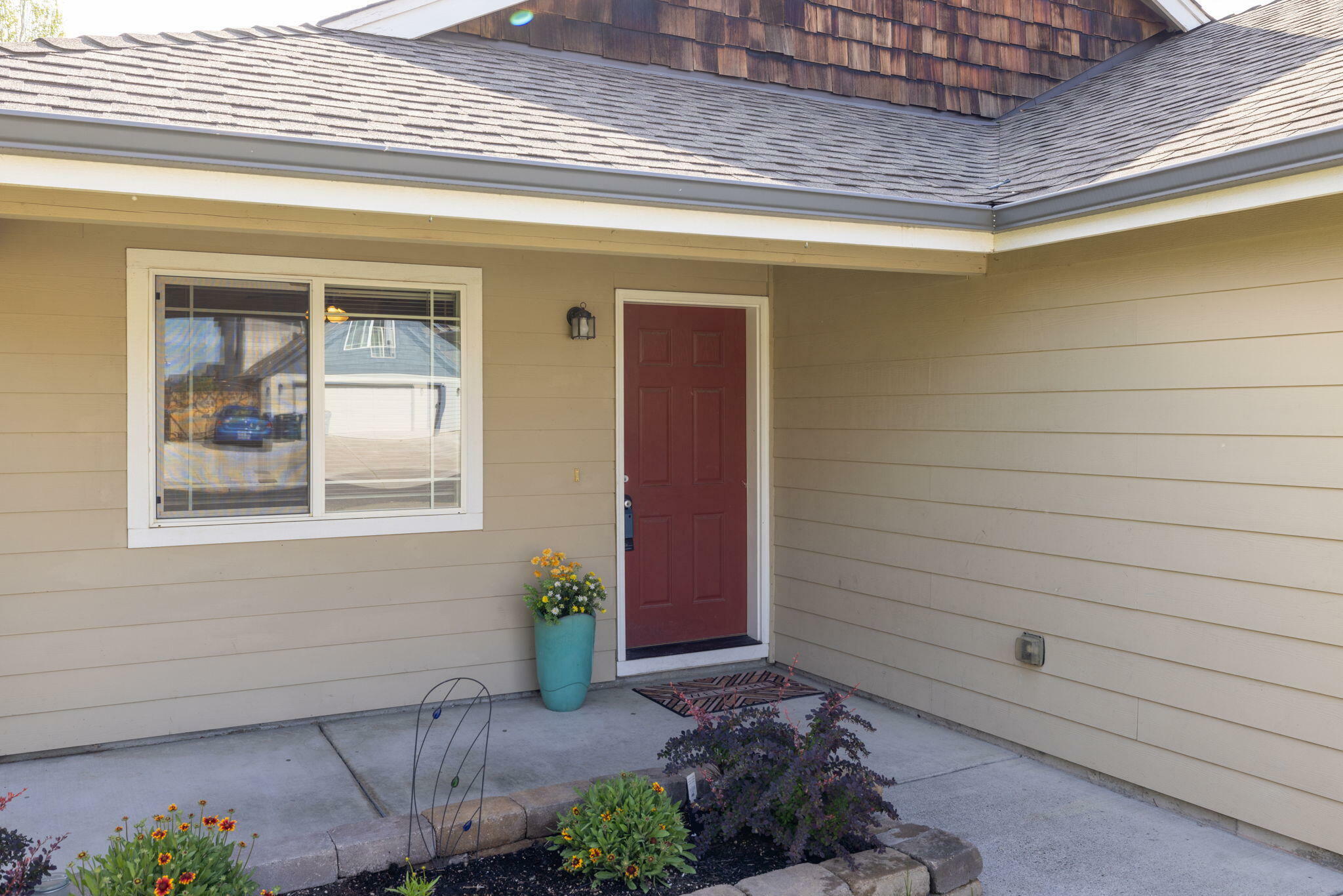 Property Photo: 1172 NW 22nd Place Or OR 97756