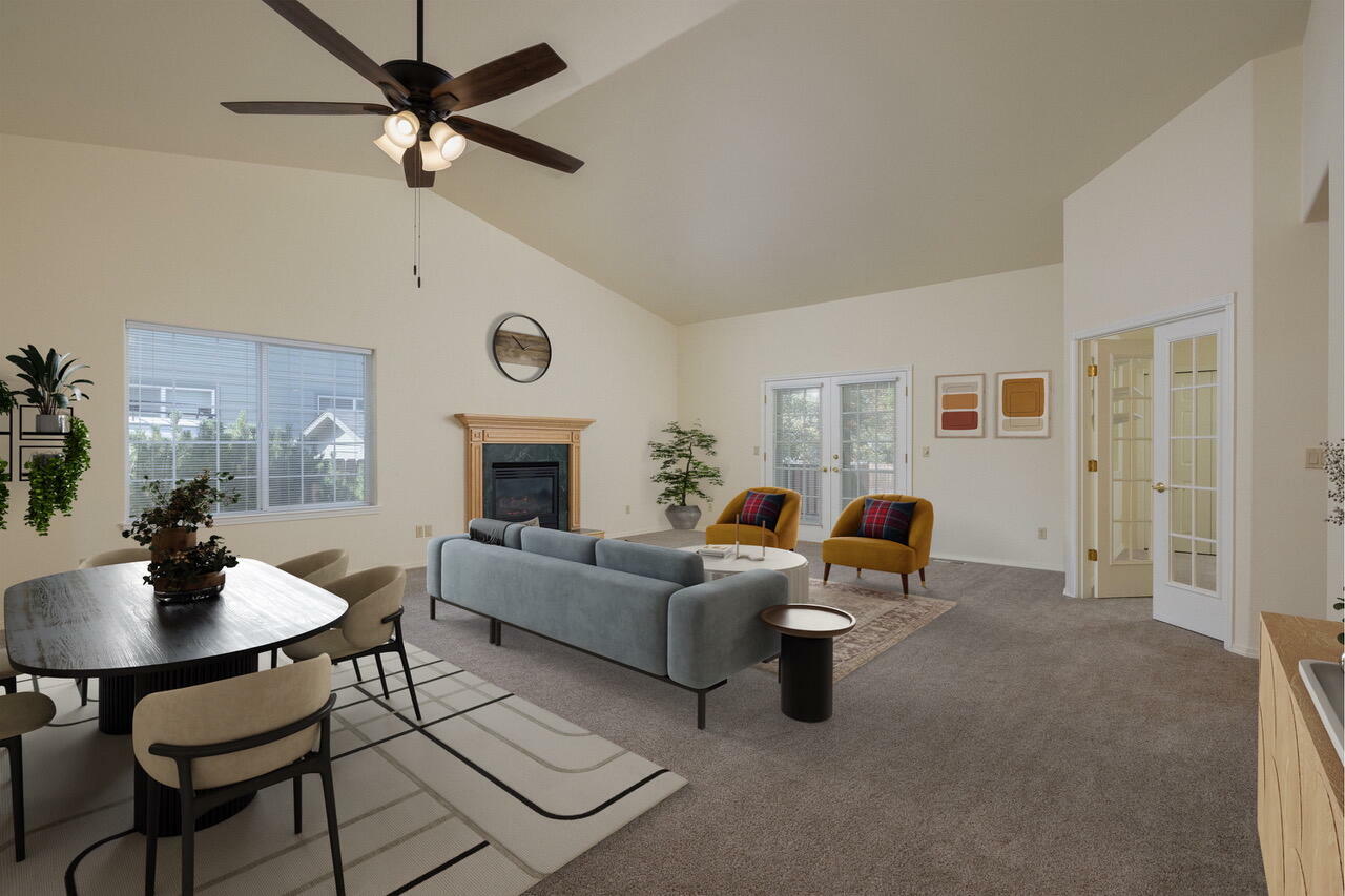 Property Photo:  793 SE Shadowood Drive  OR 97702 