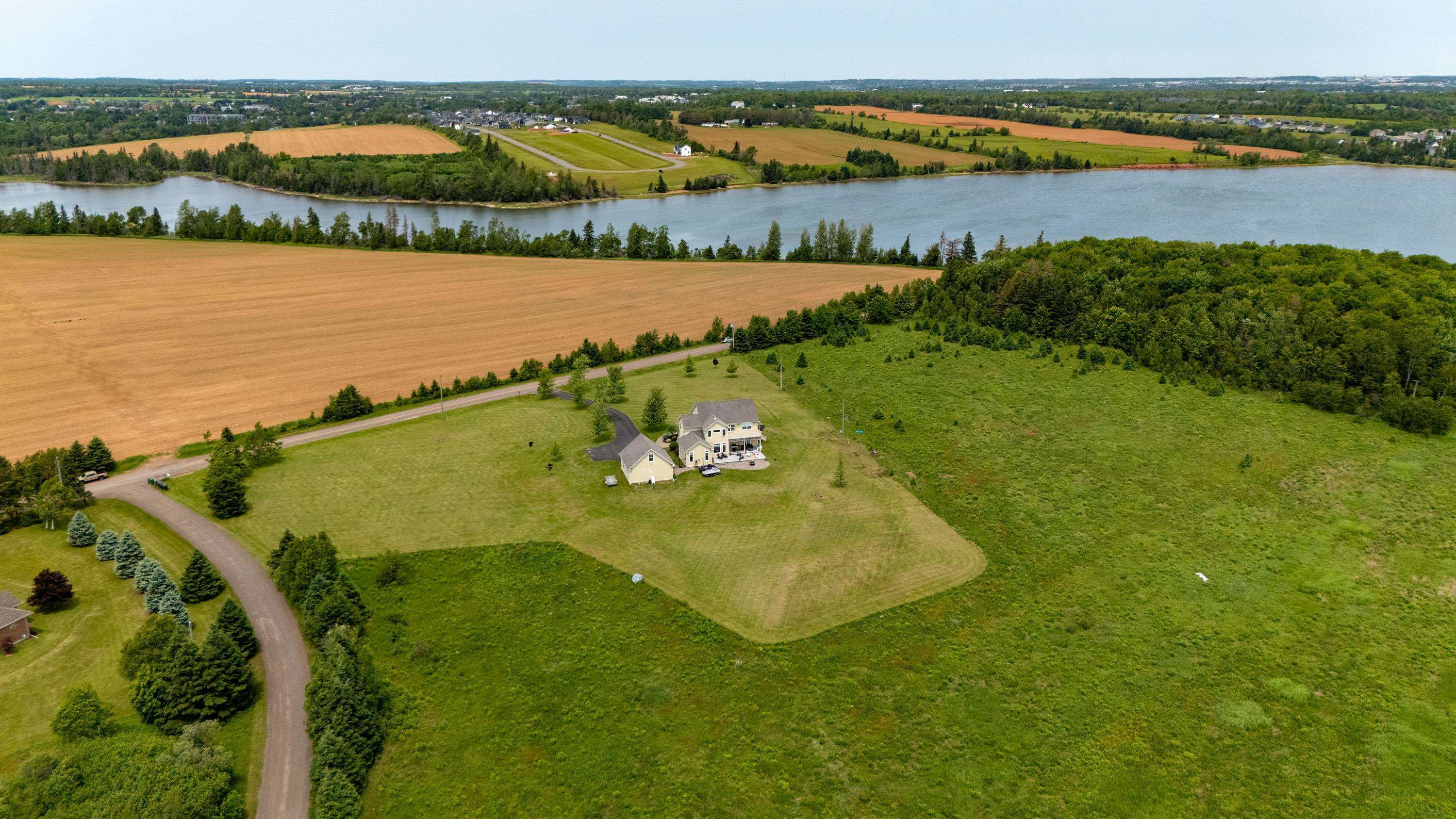 Property Photo: 262 Hyde Point Road PE C0A 1H1