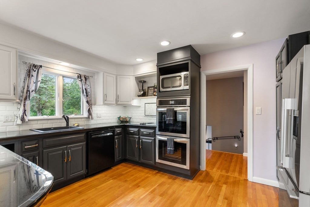 Property Photo: 5 Cutler Rd MA 01612
