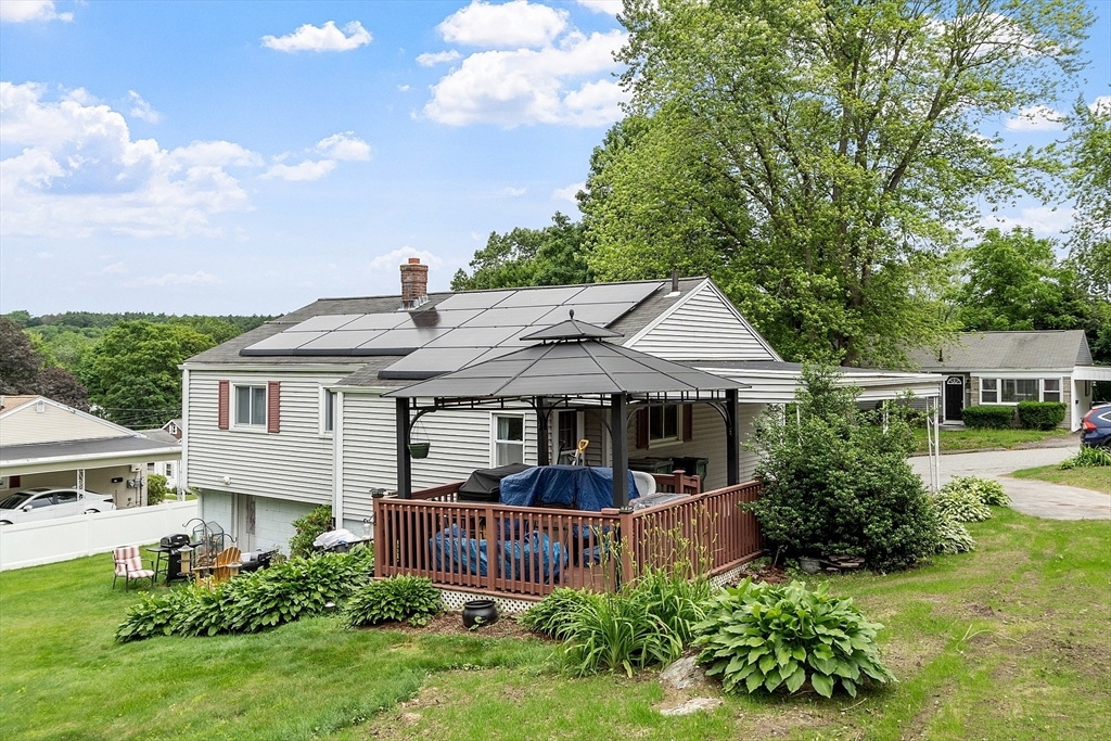Property Photo: 100 Clearview Ave MA 01420