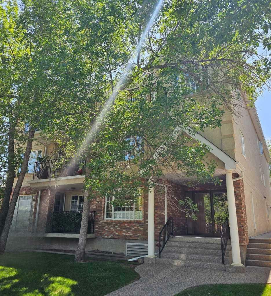 Property Photo:  705 56 Avenue SW 203  AB T2V 0G9 