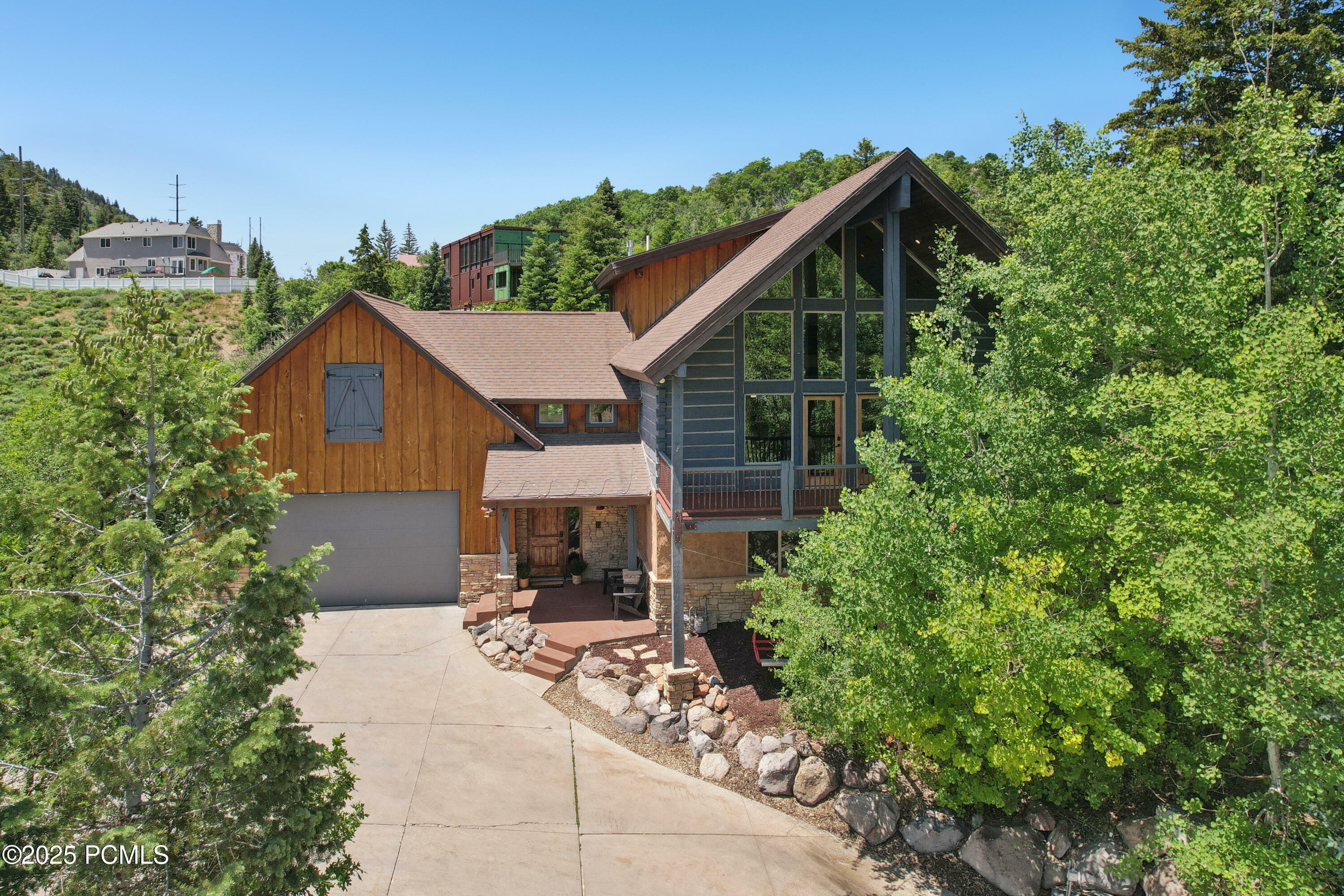 Property Photo: 120 Parkview Drive UT 84098