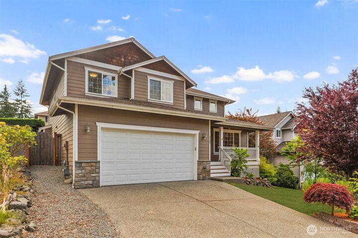 Property Photo: 5720 8th Dr W WA 98203