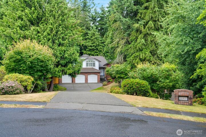 Property Photo:  10411  23rd Street Ct E  WA 98372 
