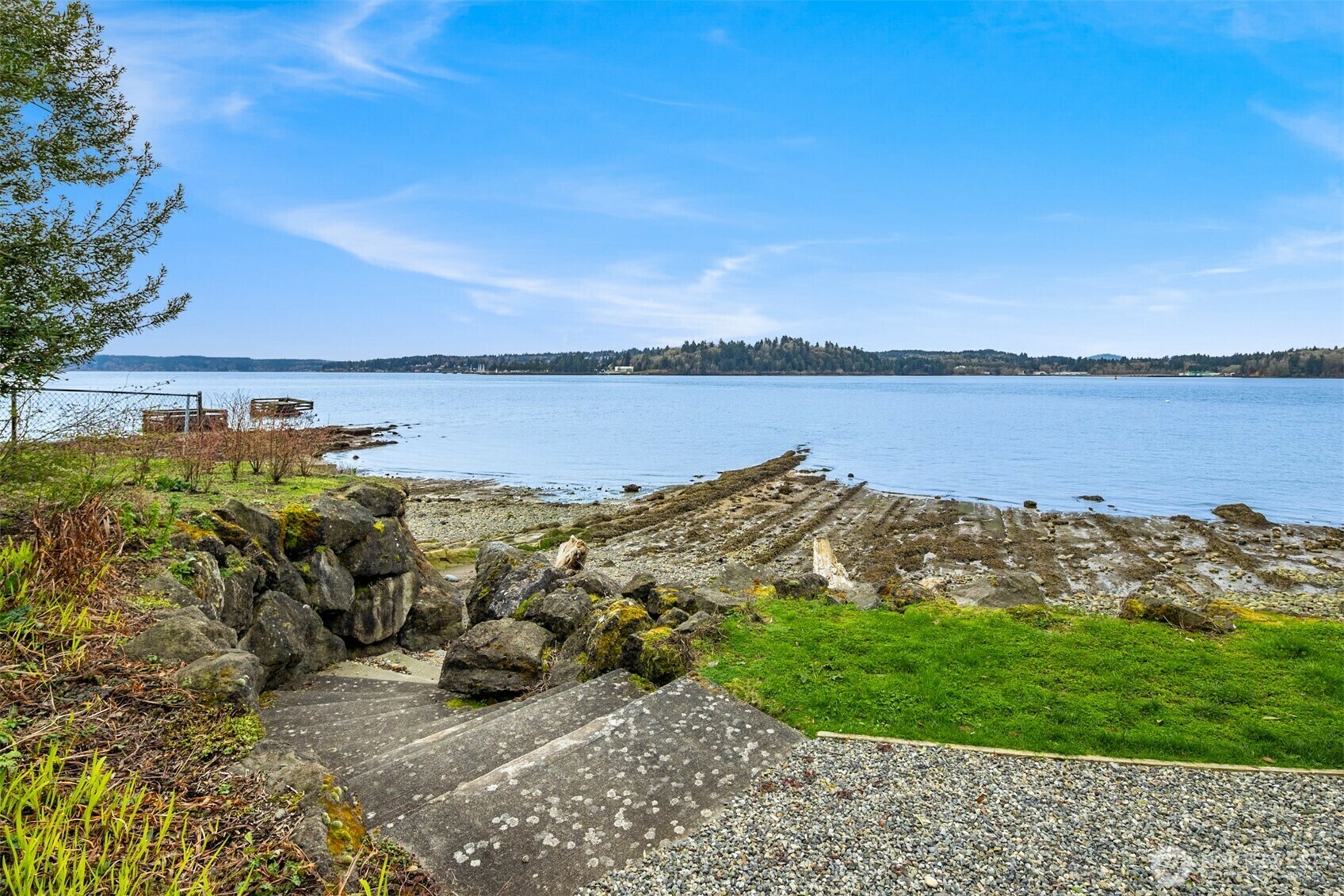 Property Photo: 9551 NE South Beach Drive 3G WA 98110