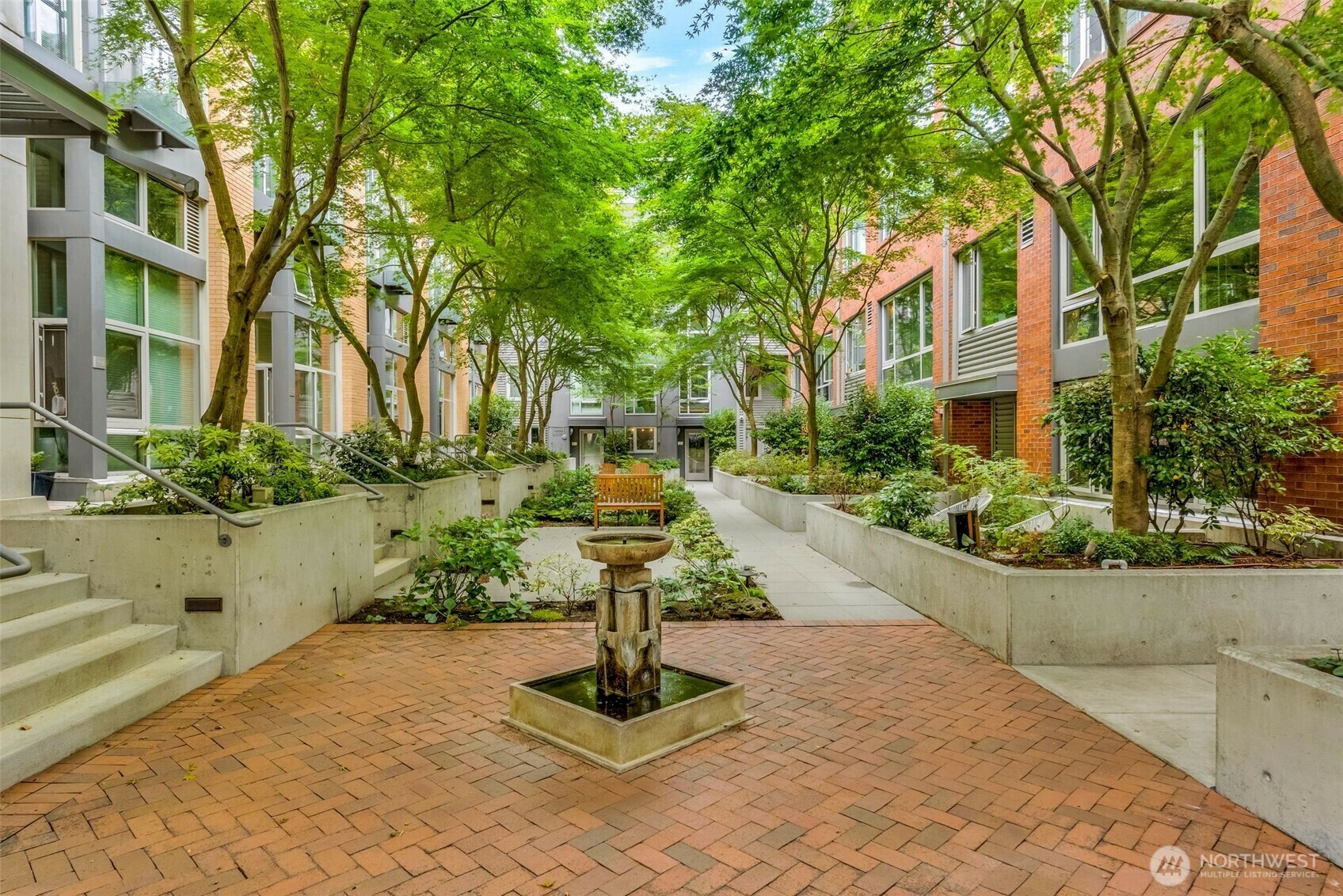 Property Photo: 530 Broadway E 130 WA 98102