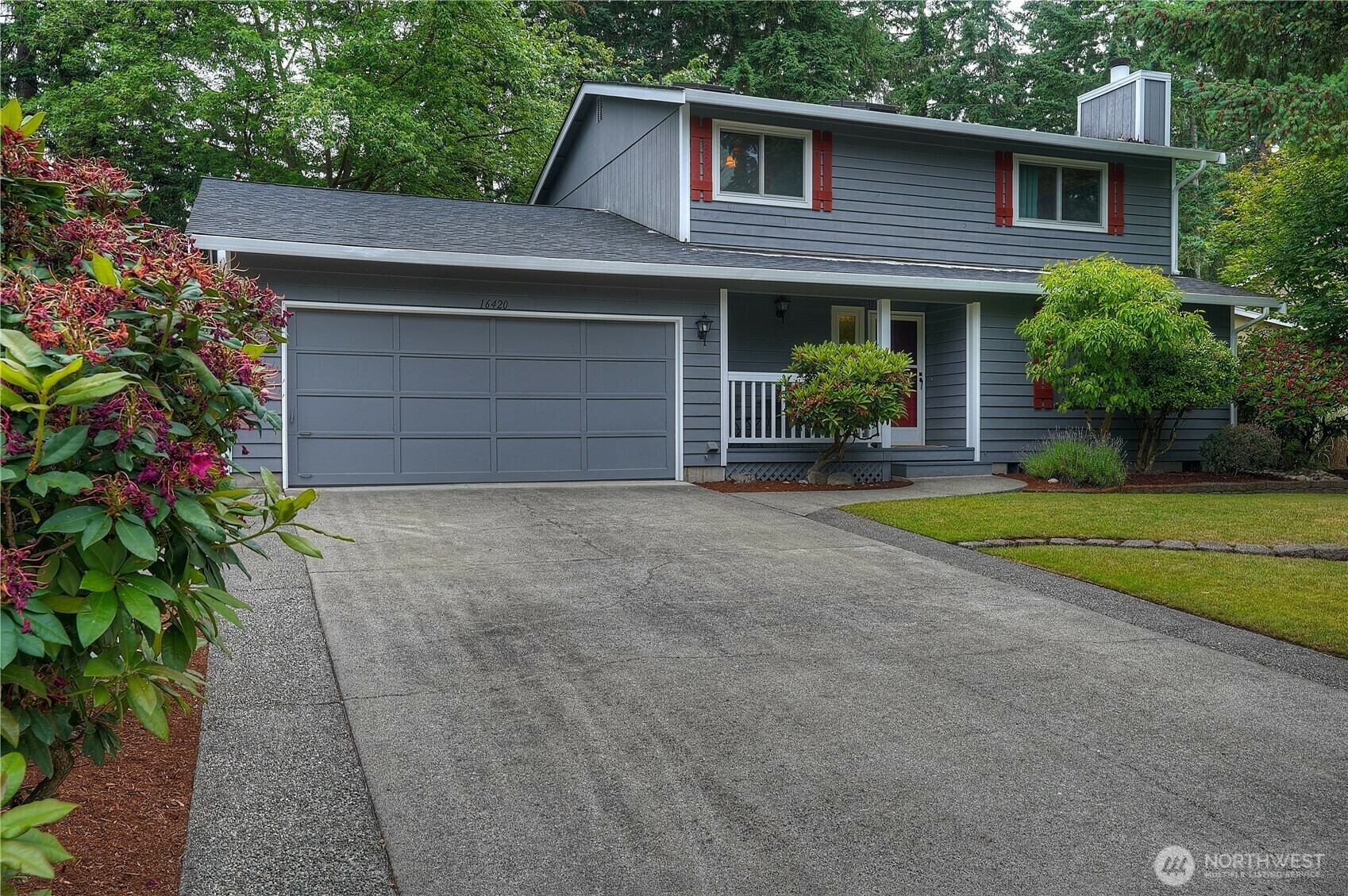 Property Photo: 16420 92nd Avenue Ct E WA 98375
