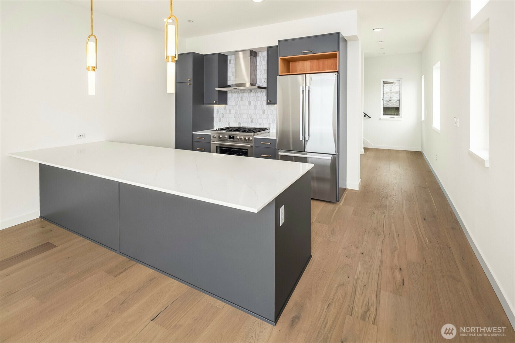 Property Photo: 1244 15th Avenue E 9 WA 98112