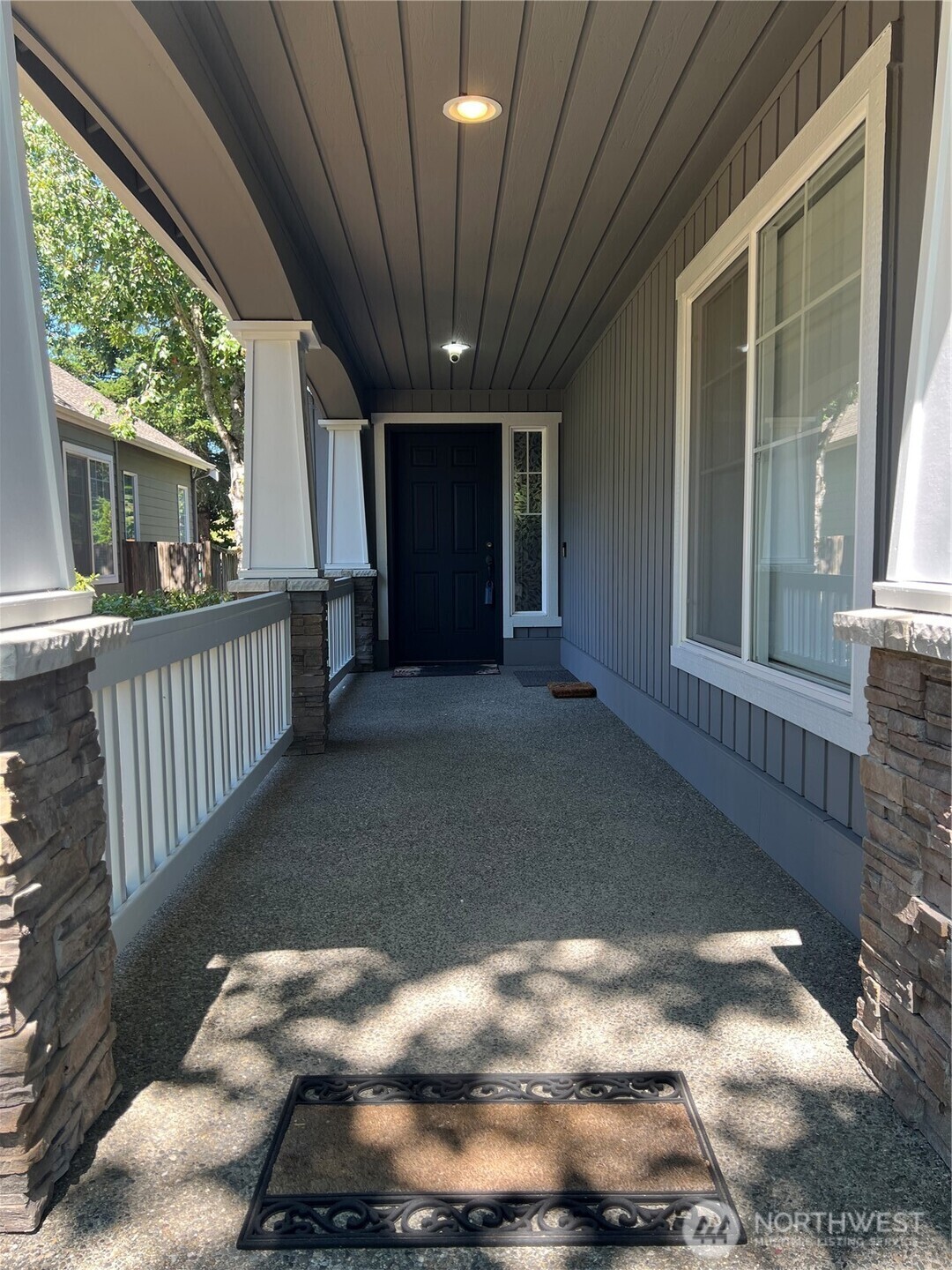 Property Photo: 22840 NE 100th Place WA 98053