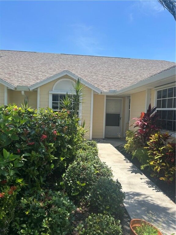 Property Photo: 537 6th Street FL 32962