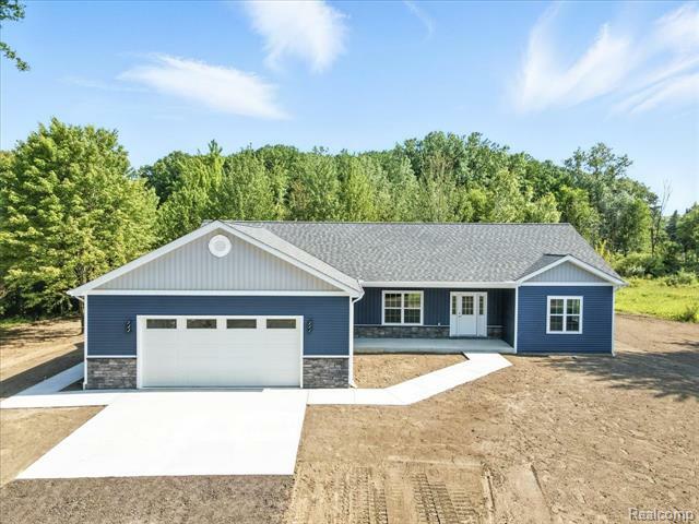 9711 Crawford  Columbus Twp MI 48063 photo