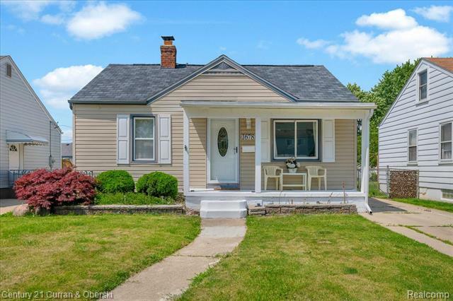 Property Photo: 1678 Merrill Avenue MI 48146