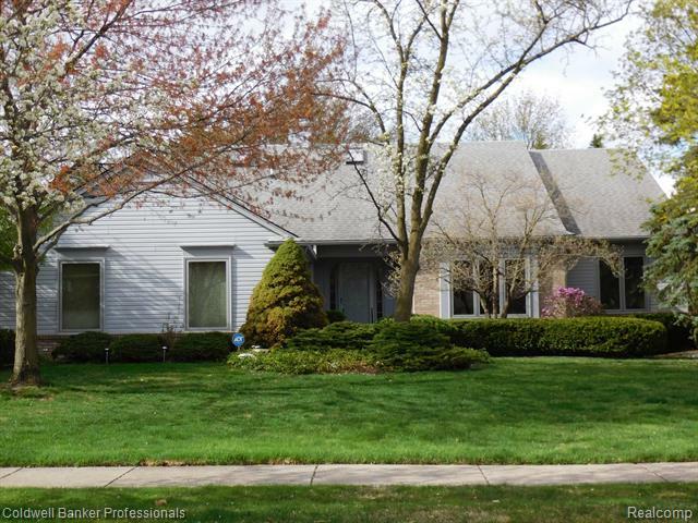 Property Photo: 1658 Devonshire Drive MI 48098