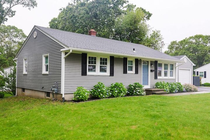 28 Whipple Avenue  Westerly RI 02891 photo