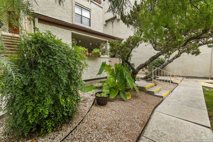 Property Photo: 5322 Medical A102 TX 78240