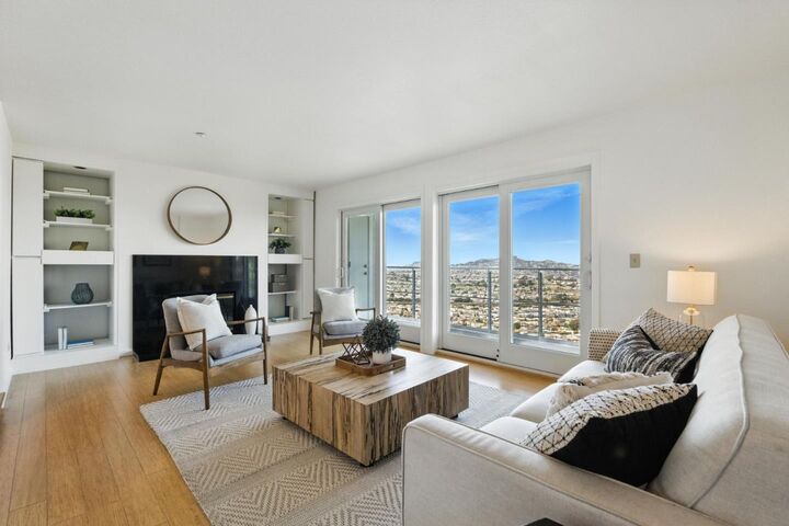 Property Photo: 580 Pointe Pacific 6 CA 94014