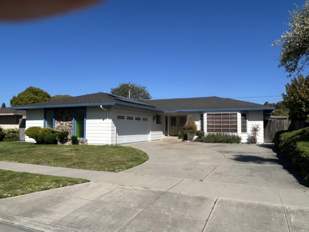 Property Photo: 1230 Pasatiempo Way CA 93901