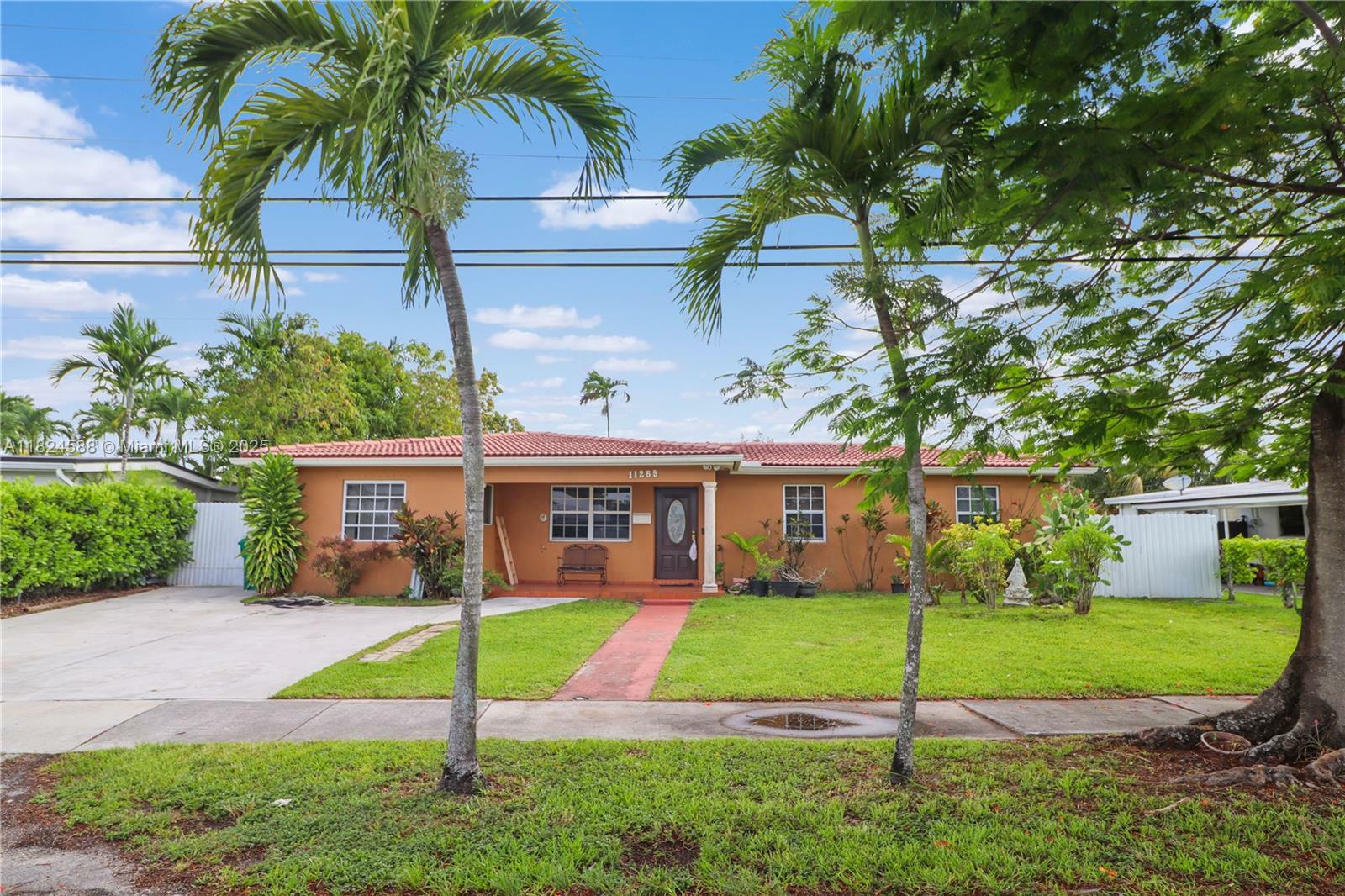 Property Photo: 11265 SW 53rd Ter FL 33165