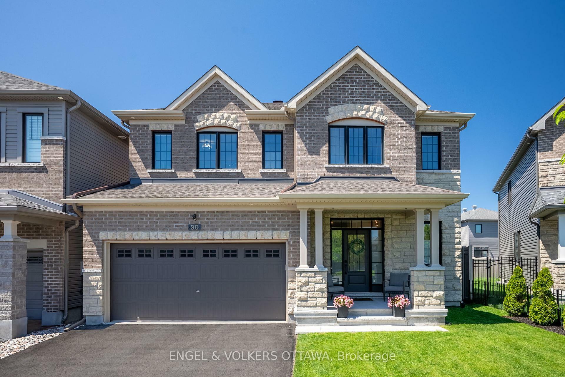 Property Photo: 30 Malachigan Crescent ON K4A 1G6