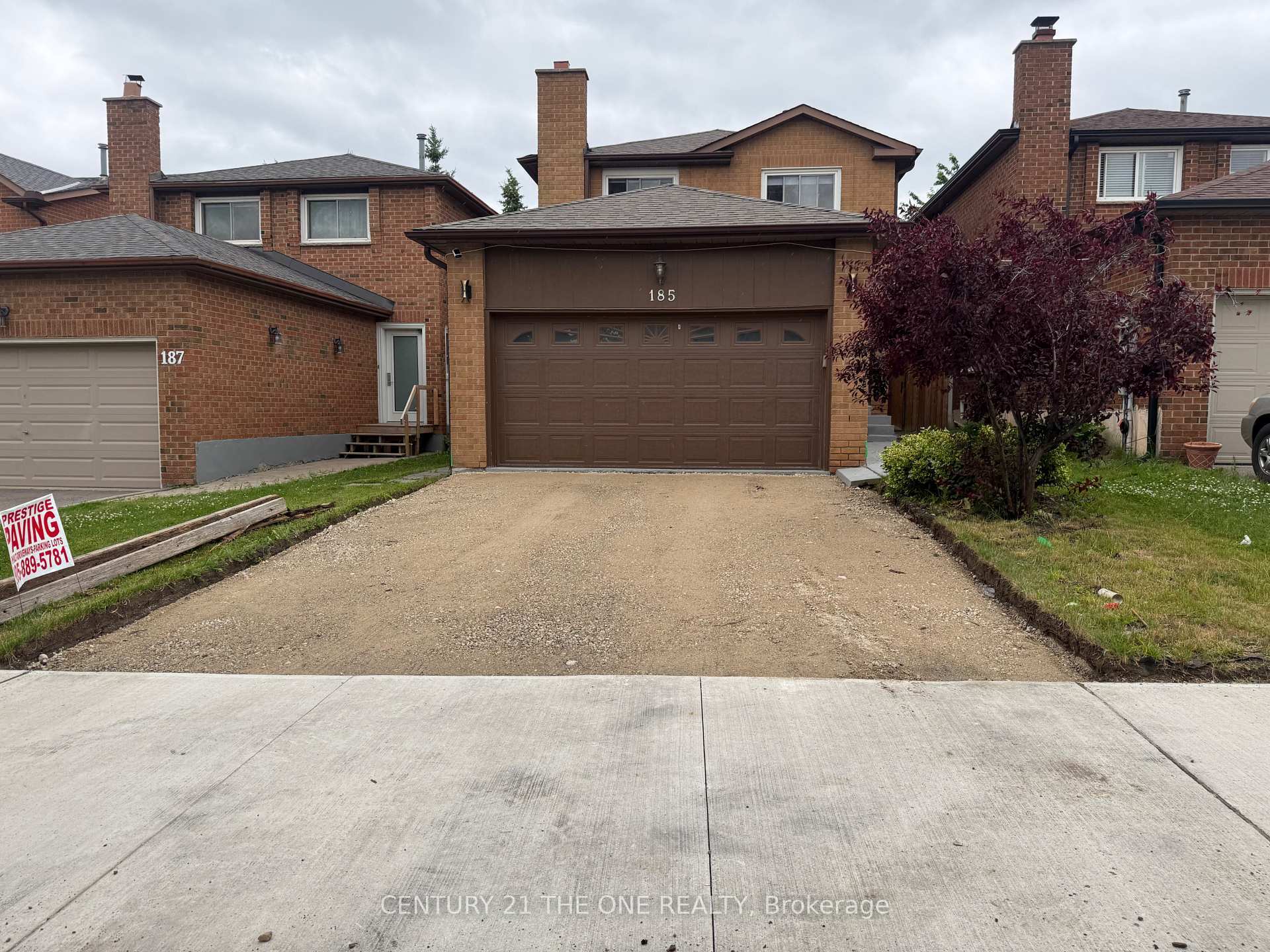 Photo de la propriété:  185 Campbell Avenue  ON L4J 5A8 