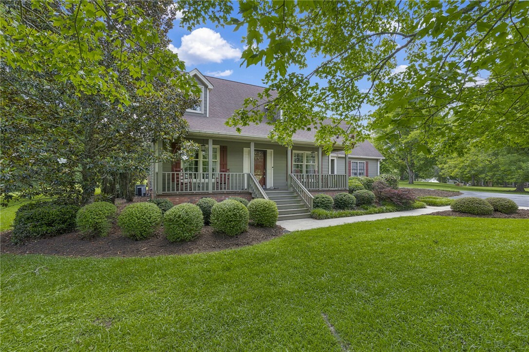 Property Photo: 406 Dove Tree Lane SC 29621
