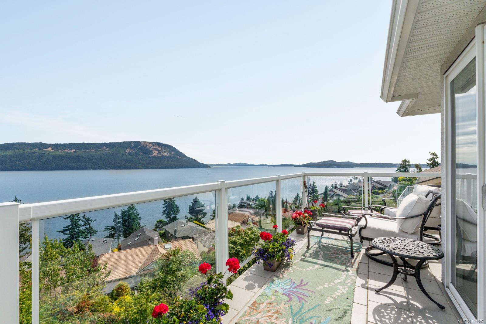 Property Photo: 515 Marine View S BC V0R 1L1