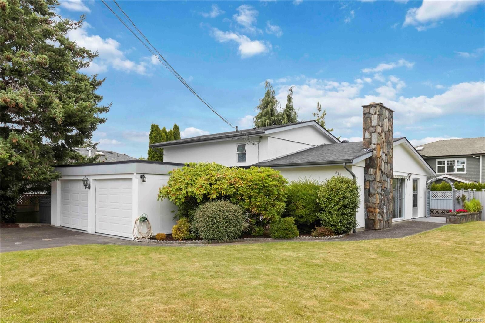 Property Photo: 2400 Lovell Ave BC V8L 2J8