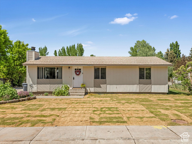 Property Photo: 155 Hawthorne UT 84036