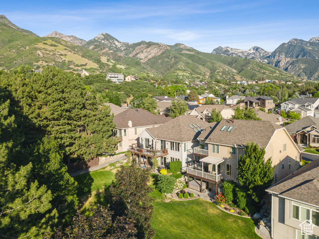 Property Photo: 3231 E Lantern Hill Ct S UT 84093