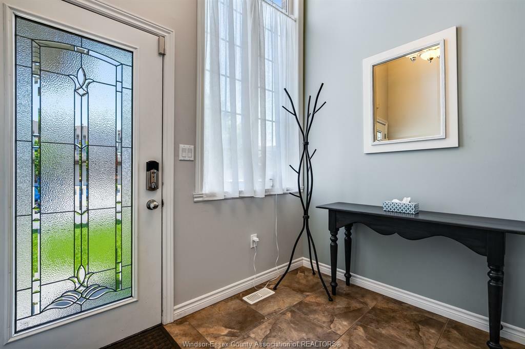 Property Photo:  11929 Boulder Crescent  ON N8P 1Z6 