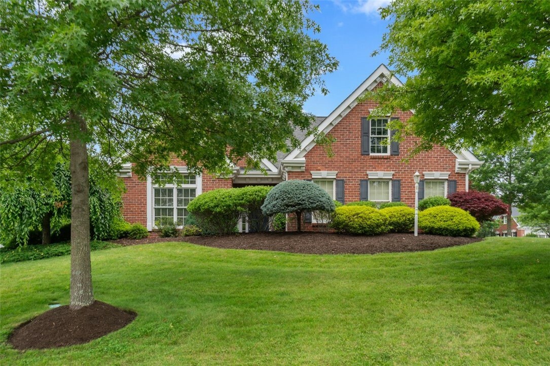 Property Photo: 121 Anglers Way PA 15317