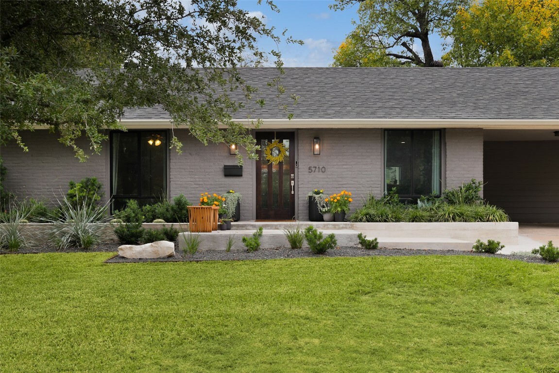 Property Photo: 5710 Marilyn Drive TX 78757