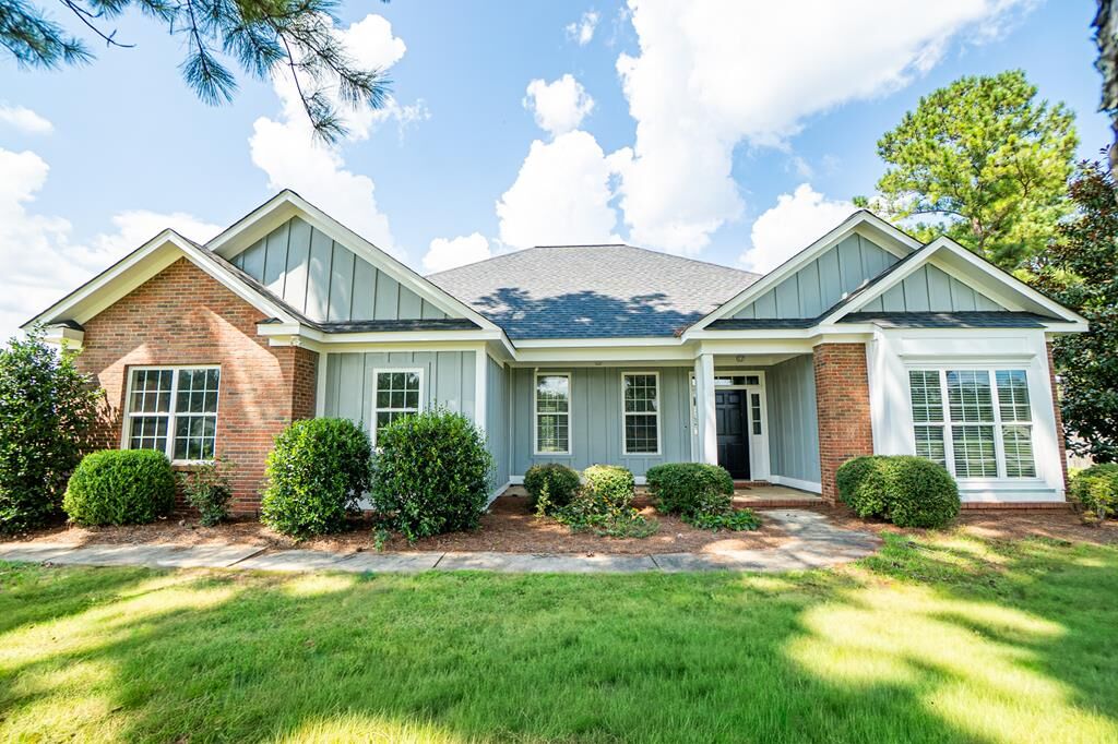 Property Photo:  122 Live Oak Drive  GA 31763 