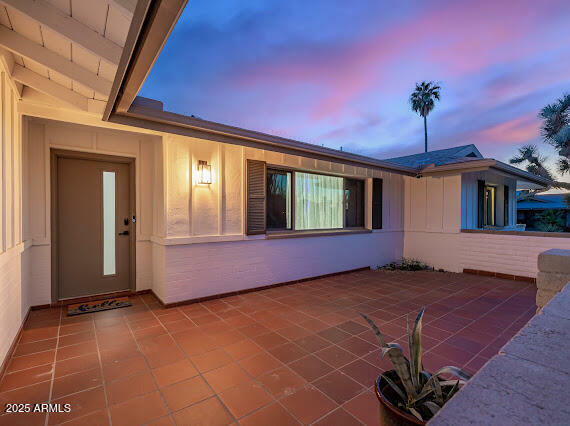 Property Photo: 1101 E Balboa Drive AZ 85282