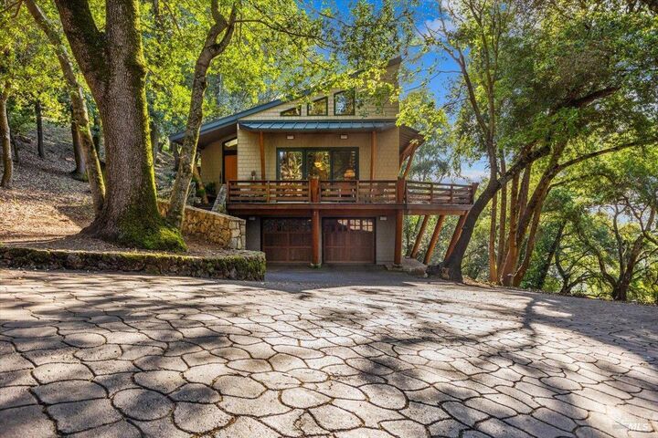 Property Photo:  100 Zachary Lane  CA 95404 