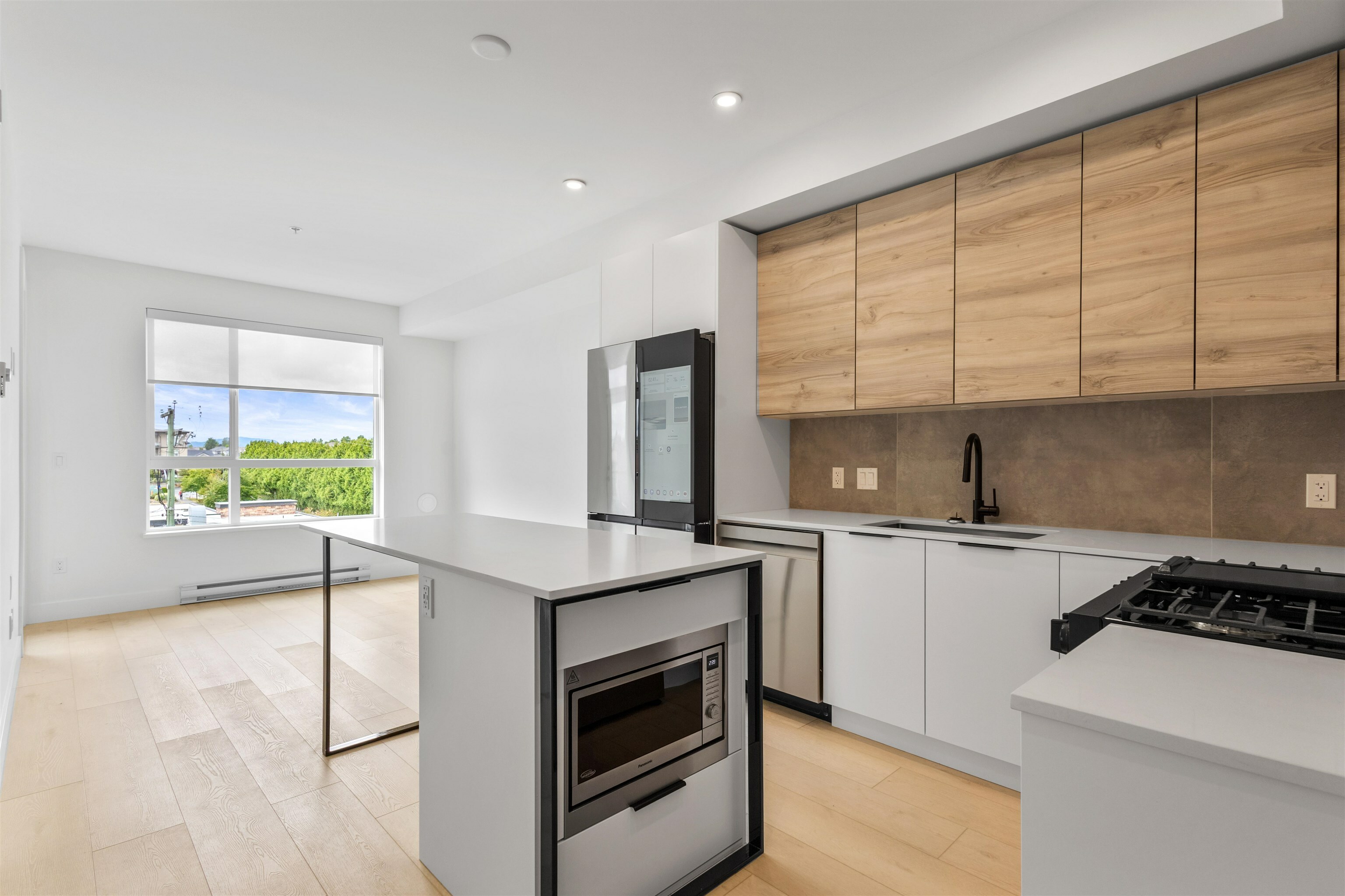 Photo de la propriété: 30490 Cardinal Avenue 408 BC V2T 0L9