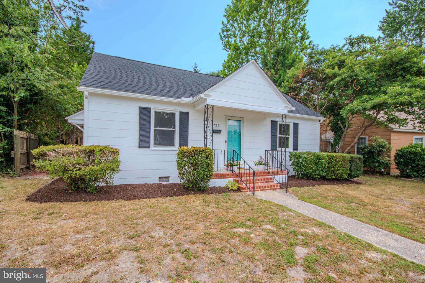Property Photo: 723 Ferndale Road MD 21801
