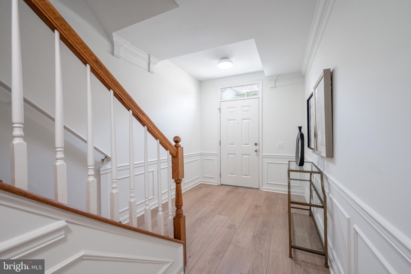 Property Photo: 6367 Levtov Landing VA 22312