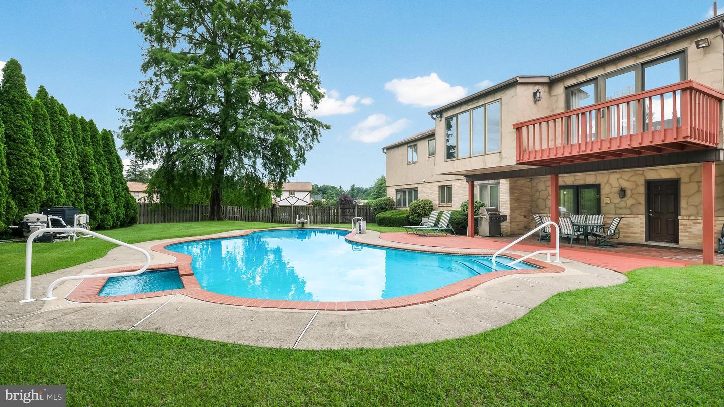 Property Photo: 3632 Wheatsheaf Road PA 19006