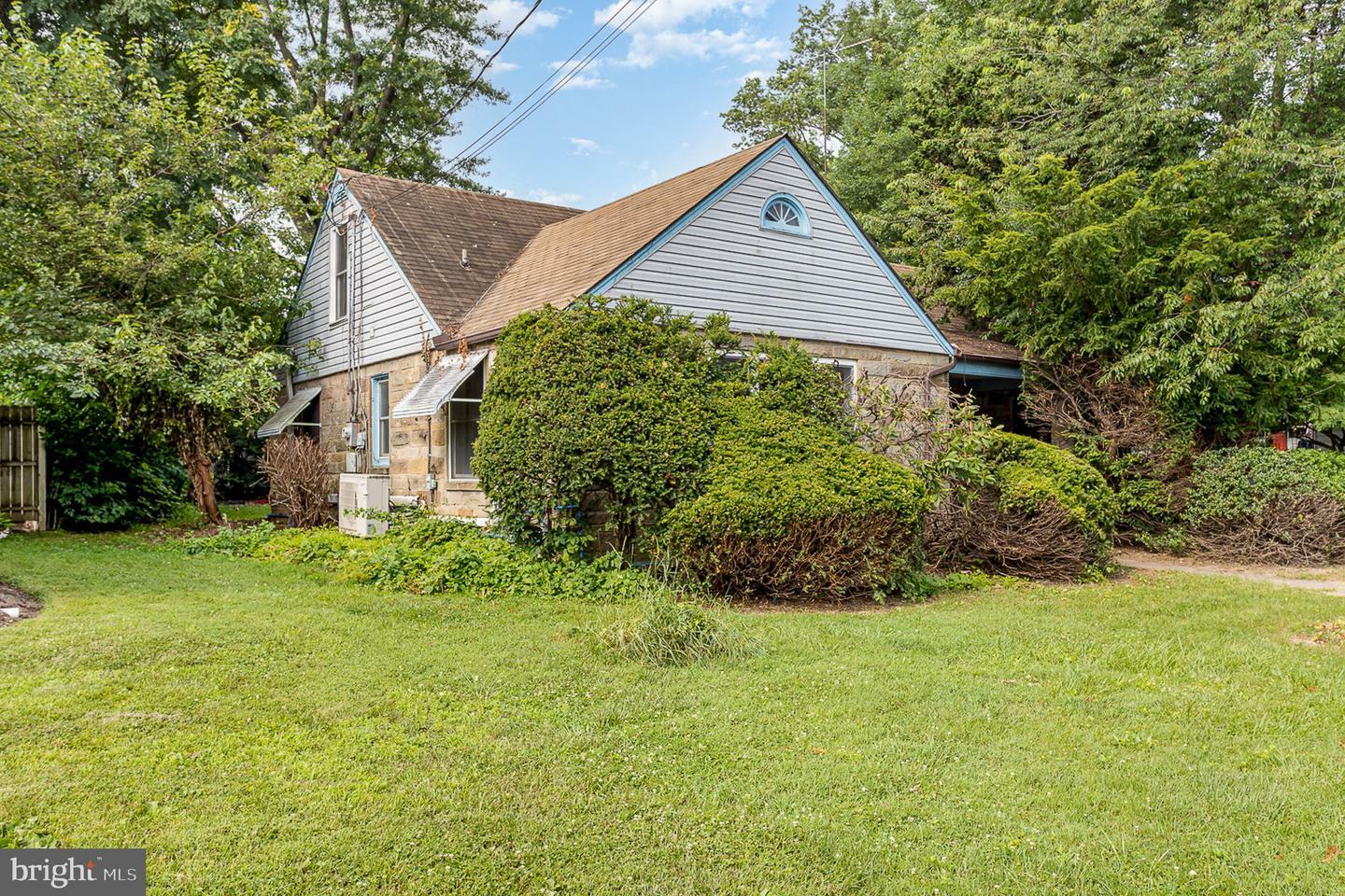 Property Photo:  920 Brandt Avenue  PA 17070 