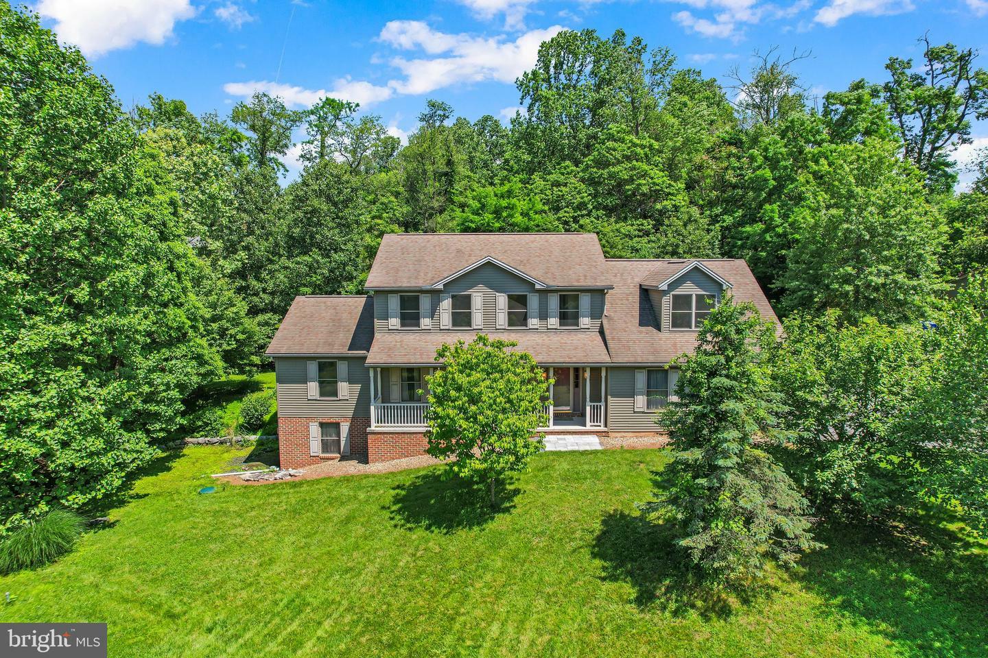 Property Photo: 421 Old Stage Road PA 17339