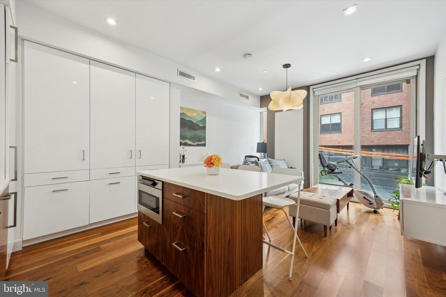 Property Photo: 621 S 24th Street 204 PA 19146
