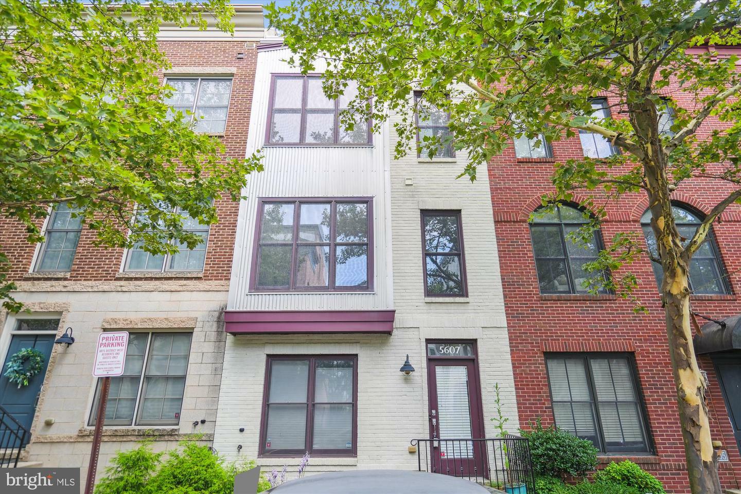 Property Photo:  5607 44th Avenue  MD 20781 