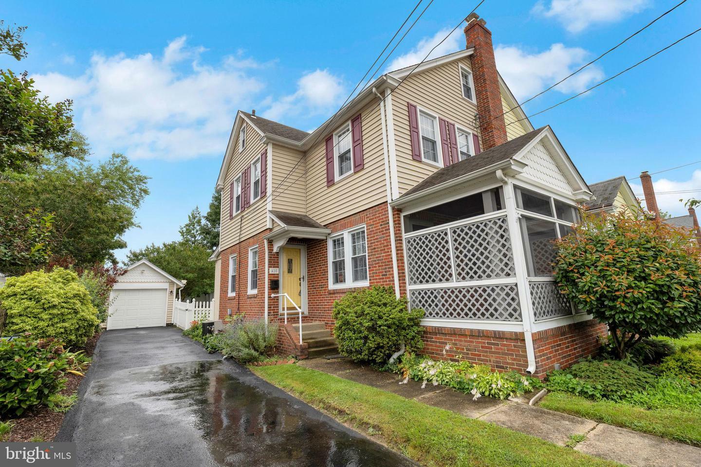 Property Photo: 428 S Jackson Street NJ 08096