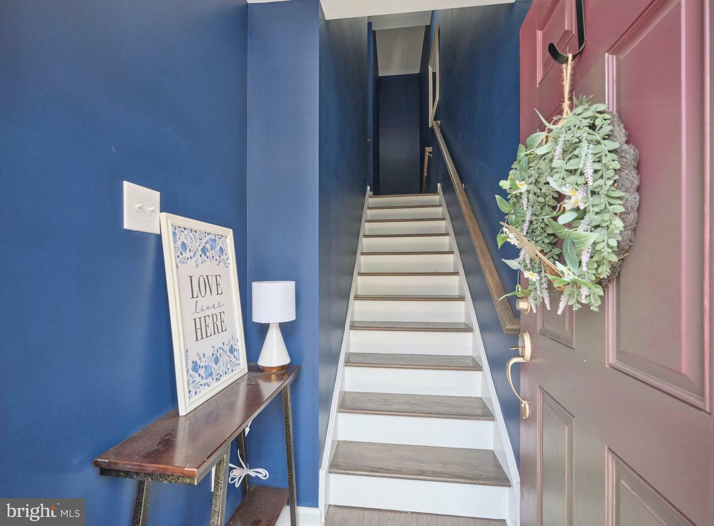Property Photo: 143 Graystone Drive PA 19053