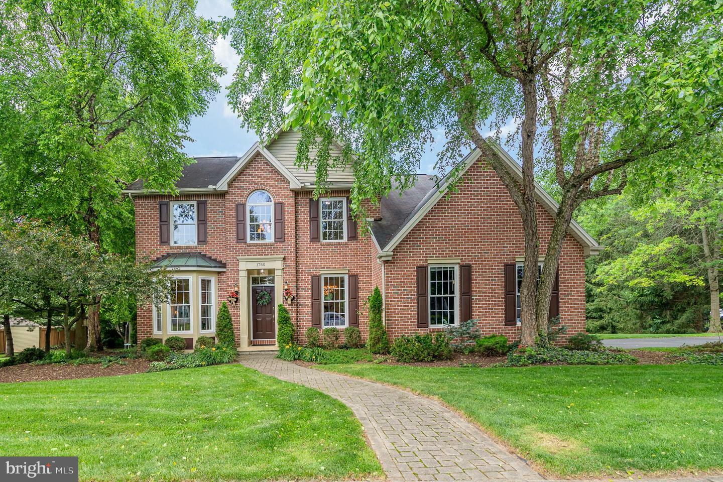1760 Tenby Drive  Hershey PA 17033 photo