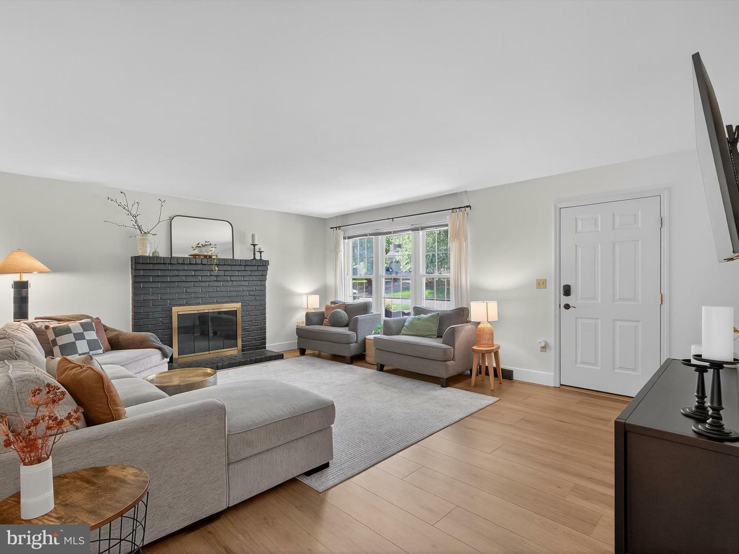 Property Photo:  27 Diane Avenue  PA 17543 
