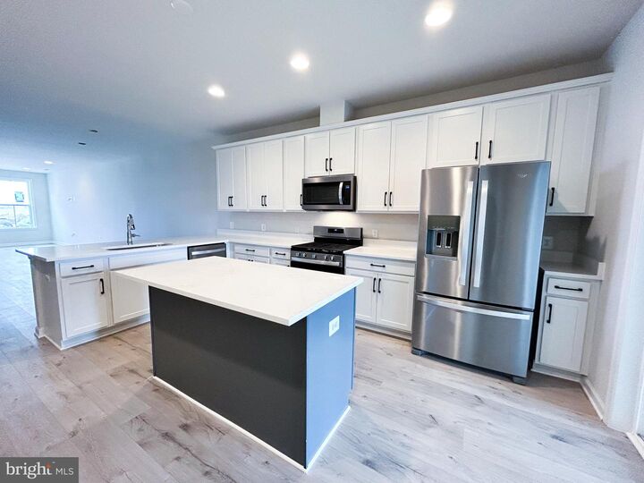 Property Photo:  123 Castaway Place  VA 22603 